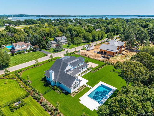1475 Laurel Avenue, Southold, NY 11971