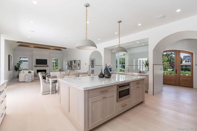 1475 Laurel Avenue, Southold, NY 11971