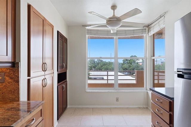4550 PINEBROOK CIRCLE 403, Bradenton, FL 34209