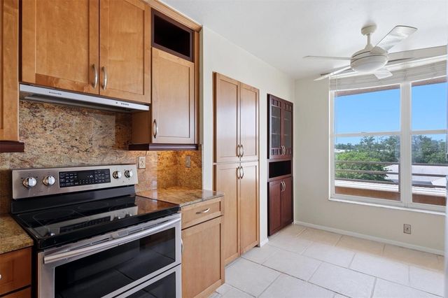 4550 PINEBROOK CIRCLE 403, Bradenton, FL 34209