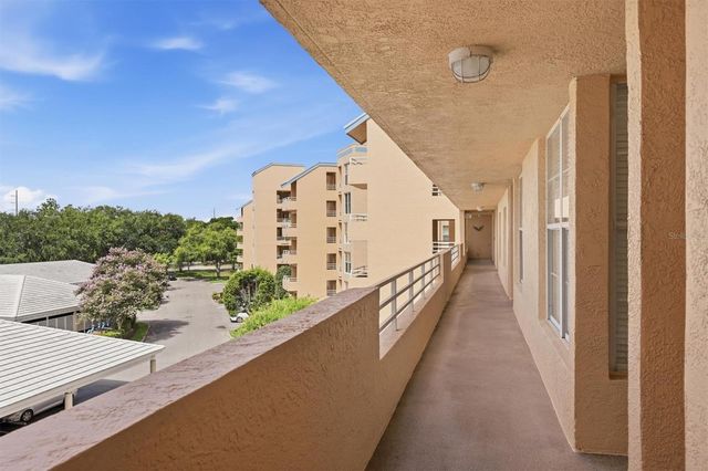4550 PINEBROOK CIRCLE 403, Bradenton, FL 34209