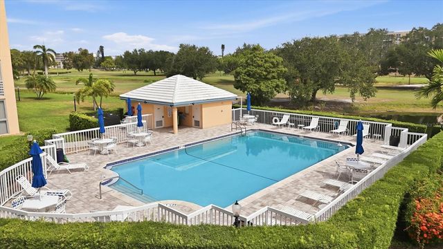 4550 PINEBROOK CIRCLE 403, Bradenton, FL 34209