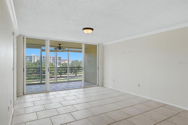 4550 PINEBROOK CIRCLE 403, Bradenton, FL 34209