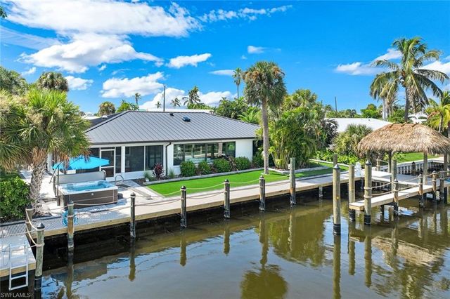 16340 Buccaneer ST, Bokeelia, FL 33922