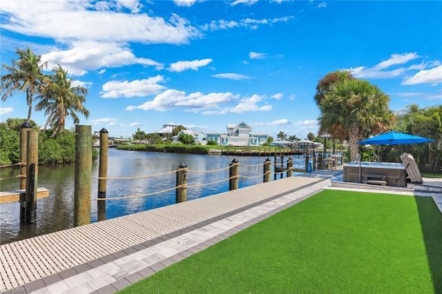 16340 Buccaneer ST, Bokeelia, FL 33922
