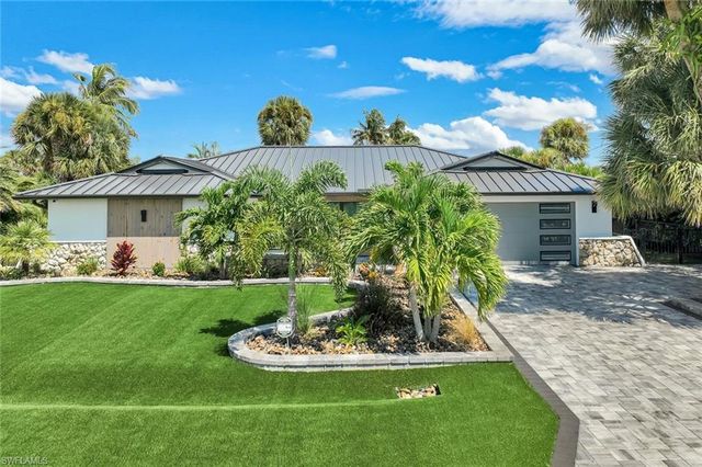 16340 Buccaneer ST, Bokeelia, FL 33922
