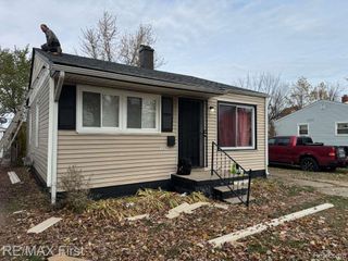 11243 Fisher Avenue, Warren, MI 48089