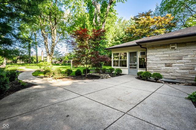 5548 N Meridian Street, Indianapolis, IN 46208