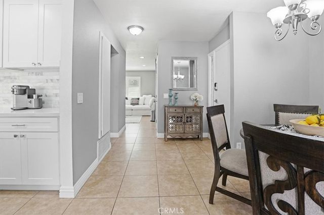 101 W Riverdale 9, Orange, CA 92865