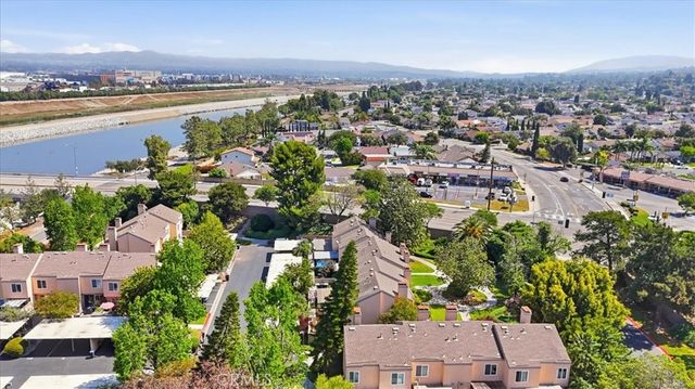 101 W Riverdale 9, Orange, CA 92865