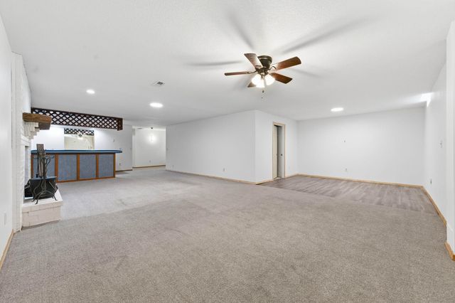 1644 N Parkdale St, Wichita, KS 67212