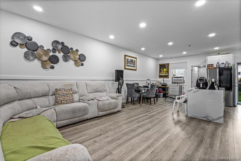 10351 101st Street, Richmond Hill, NY 11417 — photo 3