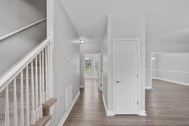302 Twelve Oaks Ln, Lebanon, TN 37087
