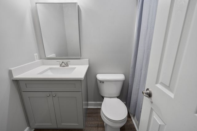 302 Twelve Oaks Ln, Lebanon, TN 37087