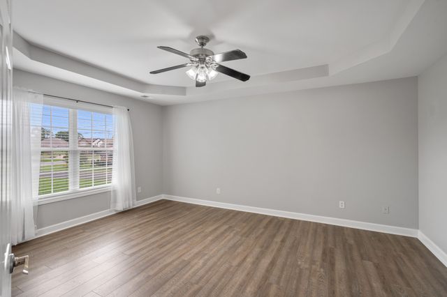 302 Twelve Oaks Ln, Lebanon, TN 37087