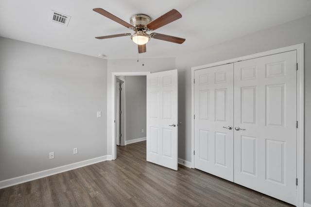 302 Twelve Oaks Ln, Lebanon, TN 37087