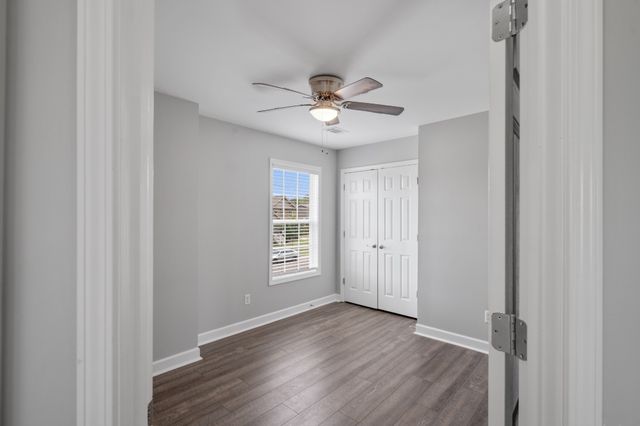 302 Twelve Oaks Ln, Lebanon, TN 37087