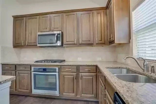 1412 Rose Bud Court, Little Elm, TX 75068