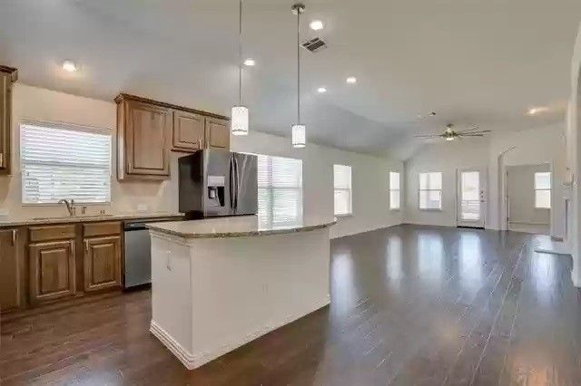1412 Rose Bud Court, Little Elm, TX 75068