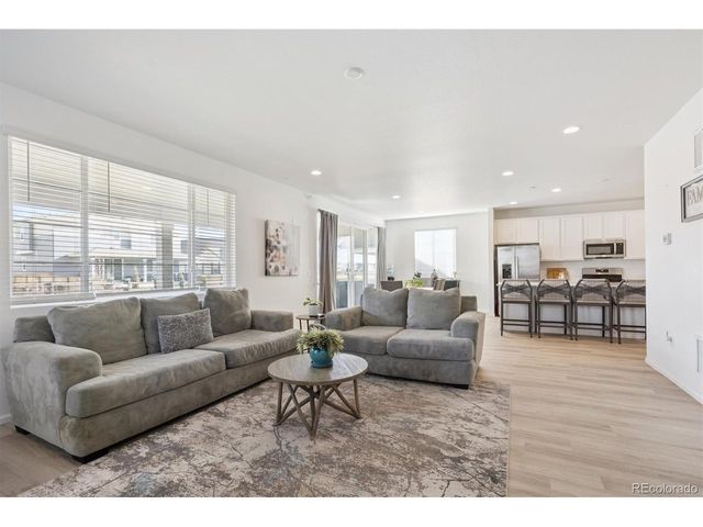 9074 Truckee Ct, Commerce City, CO 80022