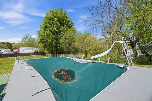 304 High St, Randolph, MA 02368