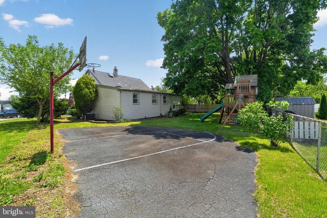 213 PAUL PL, Runnemede, NJ 08078