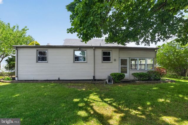 213 PAUL PL, Runnemede, NJ 08078