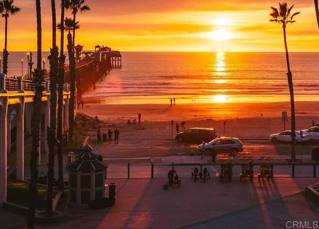 835 N Cleveland Street E, Oceanside, CA 92054