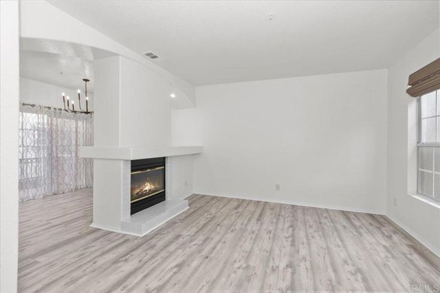 835 N Cleveland Street E, Oceanside, CA 92054