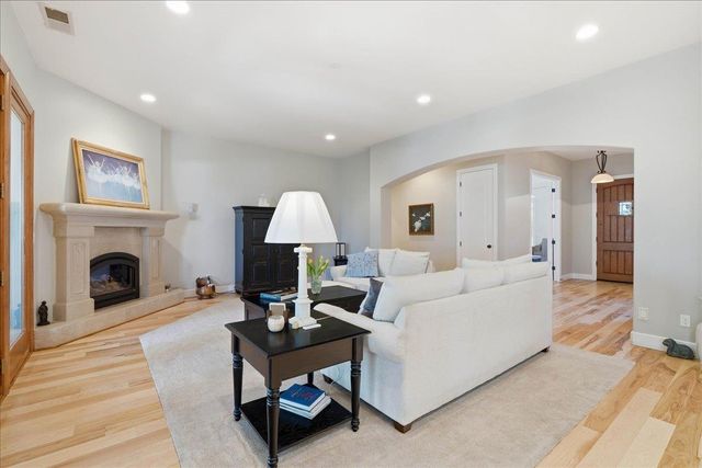 2017 Riesling Way, Cameron Park, CA 95682