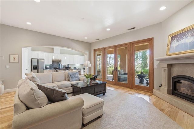 2017 Riesling Way, Cameron Park, CA 95682