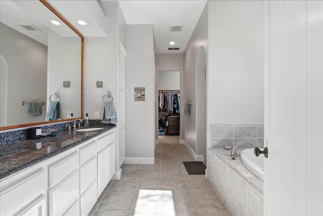 2017 Riesling Way, Cameron Park, CA 95682