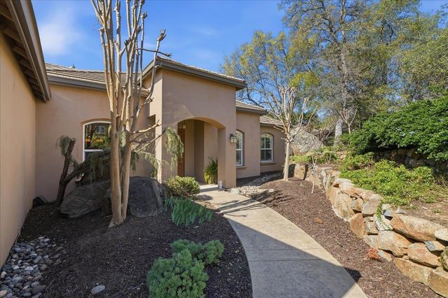 2017 Riesling Way, Cameron Park, CA 95682