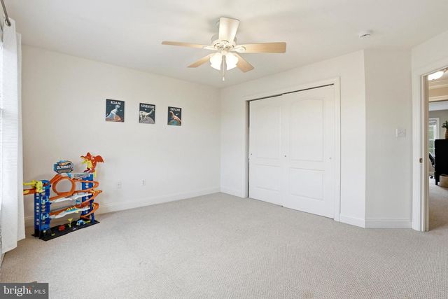 512 CHAMPIONSHIP DR, Harleysville, PA 19438