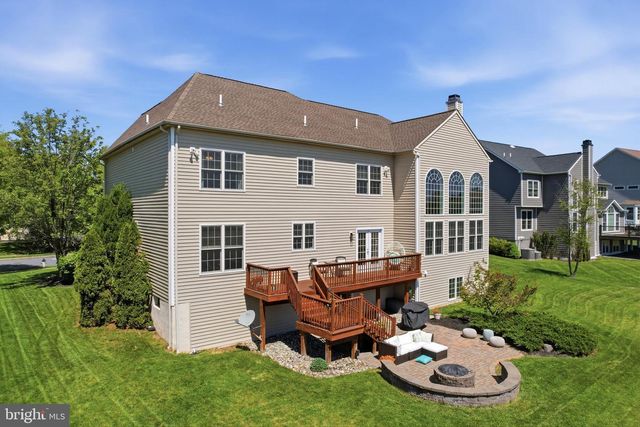 512 CHAMPIONSHIP DR, Harleysville, PA 19438