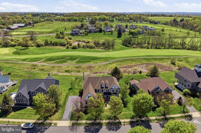 512 CHAMPIONSHIP DR, Harleysville, PA 19438