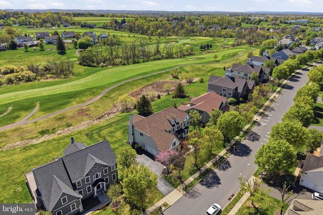 512 CHAMPIONSHIP DR, Harleysville, PA 19438