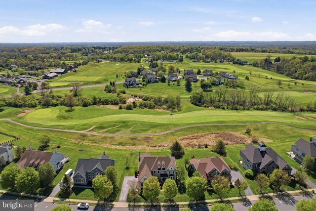 512 CHAMPIONSHIP DR, Harleysville, PA 19438