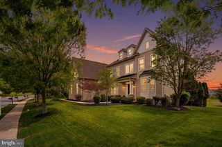 512 CHAMPIONSHIP DR, Harleysville, PA 19438