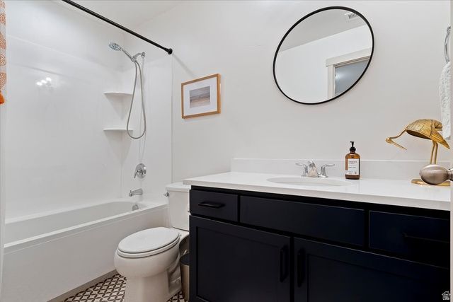 6701 W LAKE AVE, South Jordan, UT 84009