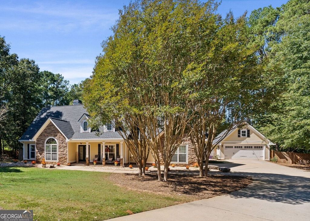 304 Pembroke Court, Mcdonough, GA 30252 — exterior
