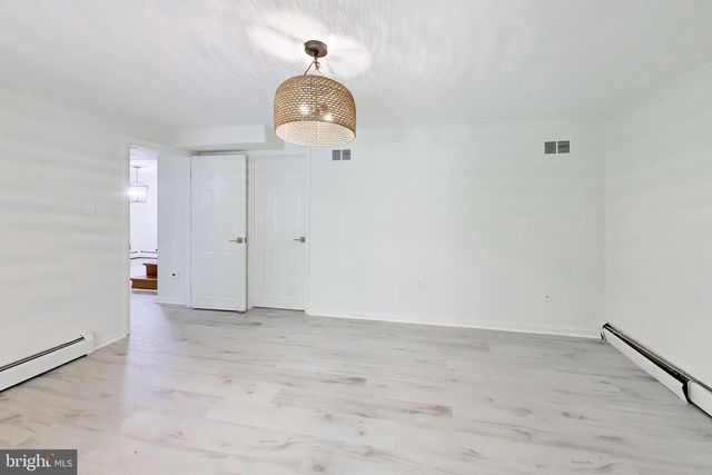 3806 FORTUNA CT, Woodbridge, VA 22193