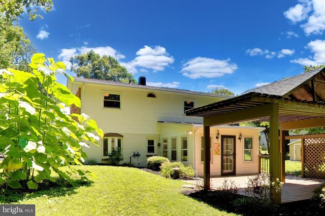 3806 FORTUNA CT, Woodbridge, VA 22193