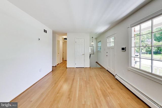 3806 FORTUNA CT, Woodbridge, VA 22193
