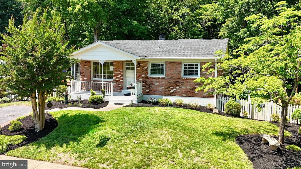 3806 FORTUNA CT, Woodbridge, VA 22193