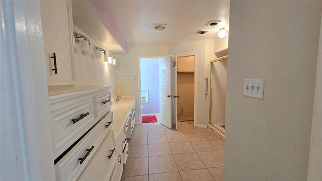 2123 N Fountain Valley Drive, Missouri City, TX 77459