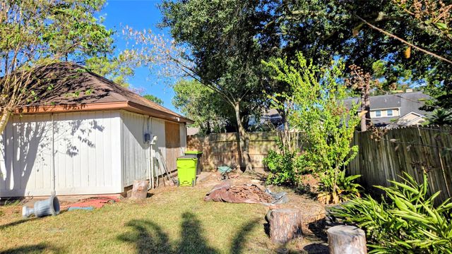 2123 N Fountain Valley Drive, Missouri City, TX 77459