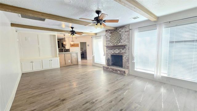 2123 N Fountain Valley Drive, Missouri City, TX 77459