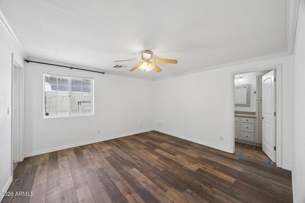 Image 25 of property listing at 4201 N 19TH Street, Phoenix, AZ 85016