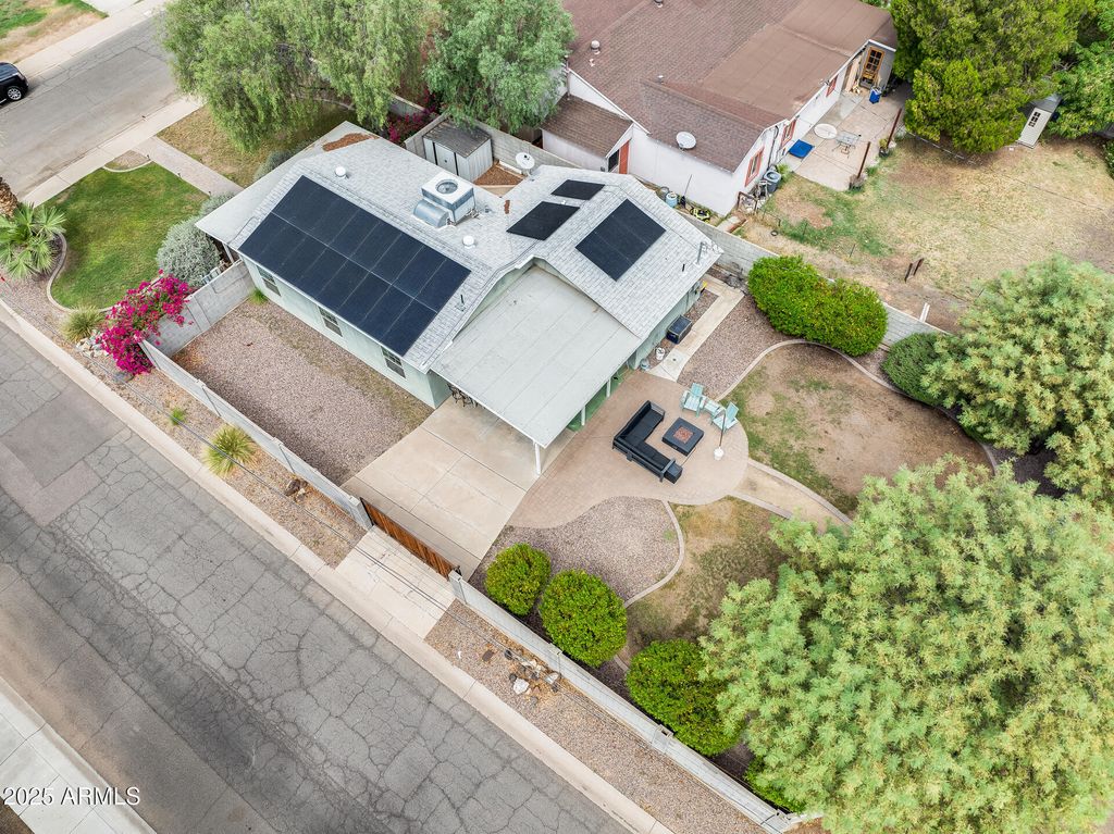 Image 38 of property listing at 4201 N 19TH Street, Phoenix, AZ 85016